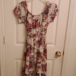 Gorgeous High Low Dress w Jewelry Belt !